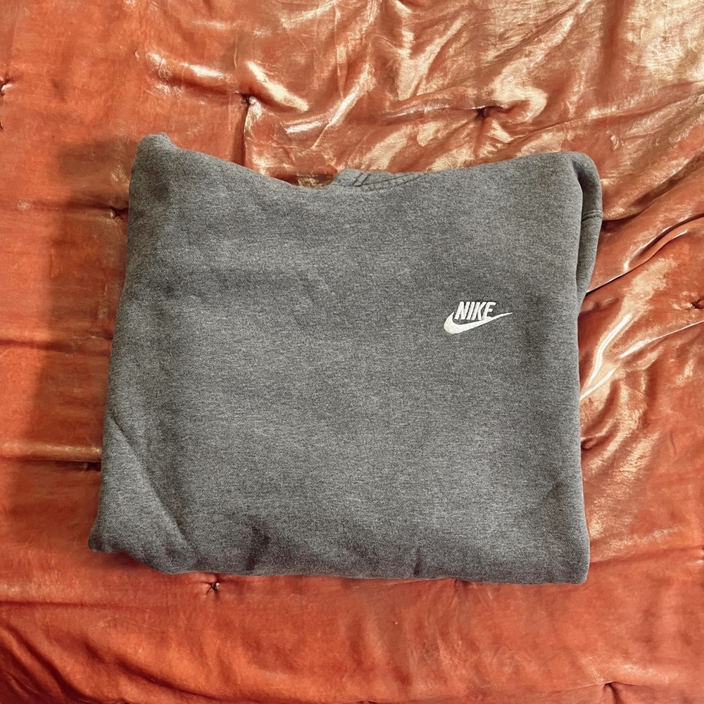 nike hoodie